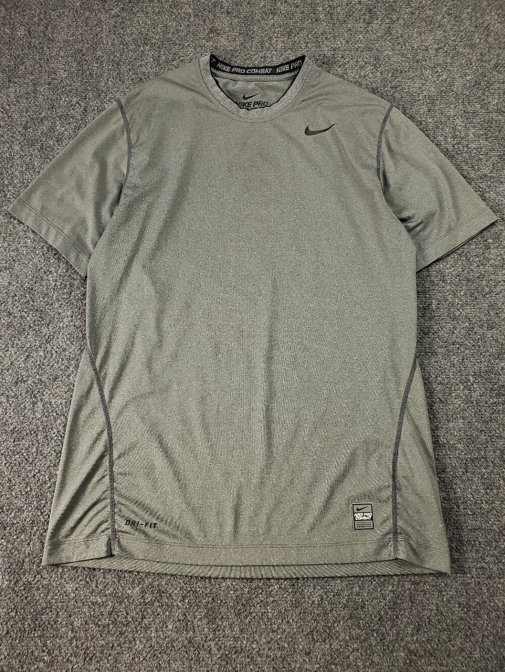 Nike Pro Combat Dri Fit Fitted Compression Base Layer Shirt Mens Medium Gray